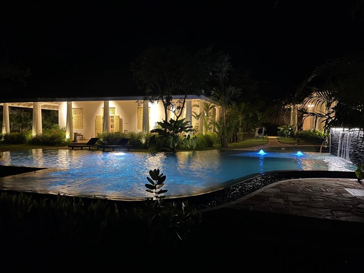 Claire Villa By Younger Villas & Resorts Ahangama Kültér fotó