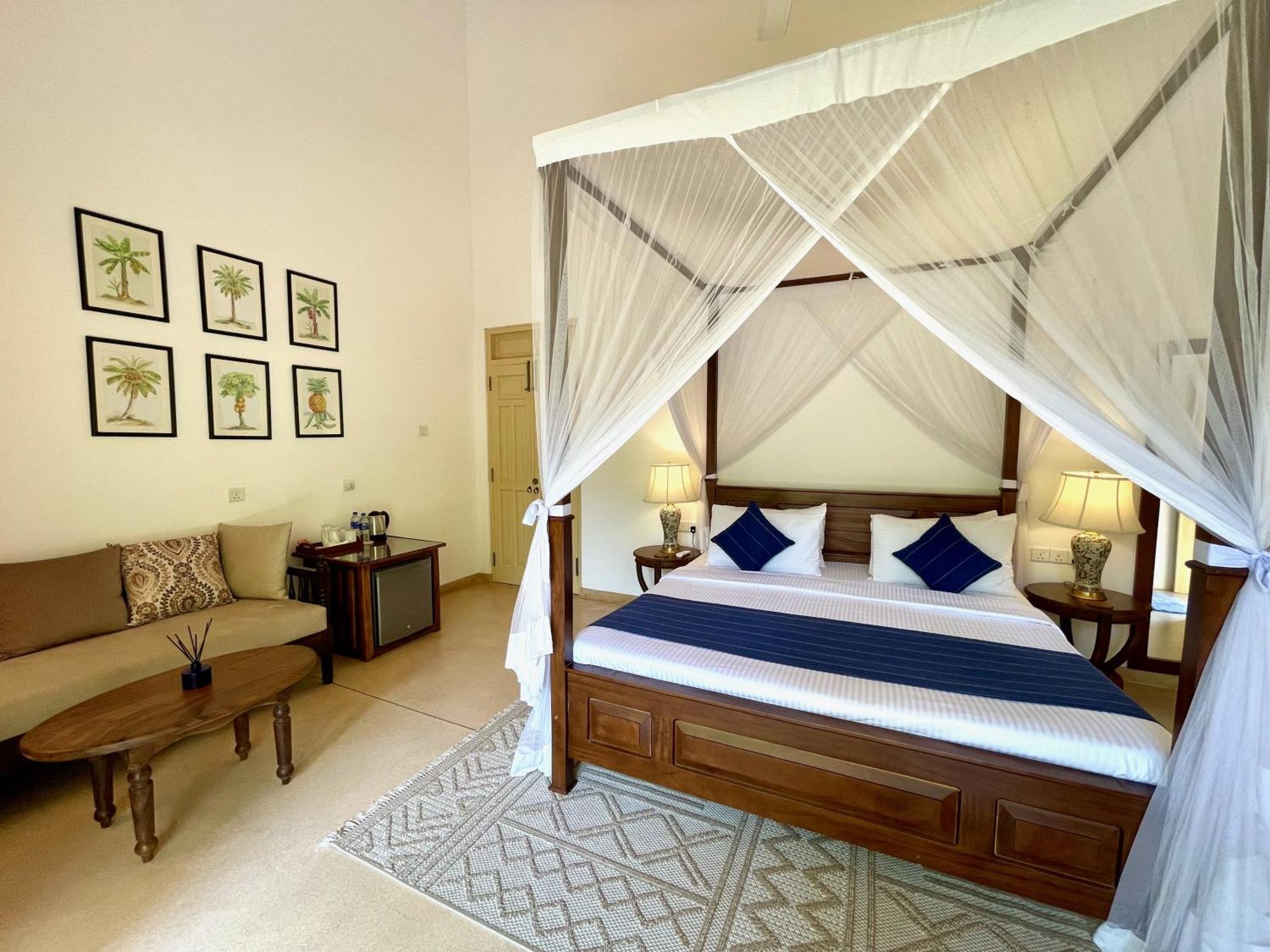 Claire Villa By Younger Villas & Resorts Ahangama Kültér fotó